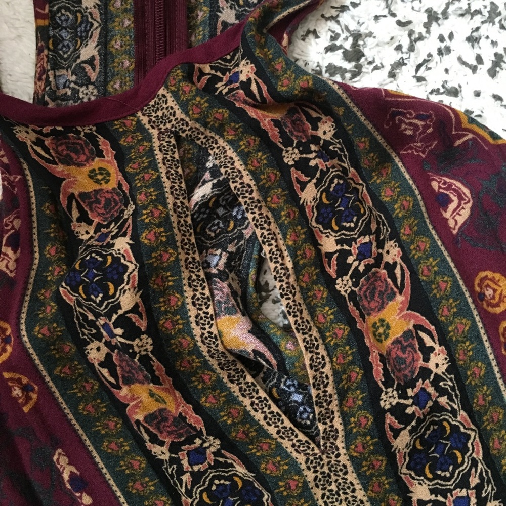 Romper - Picture 3 of 4